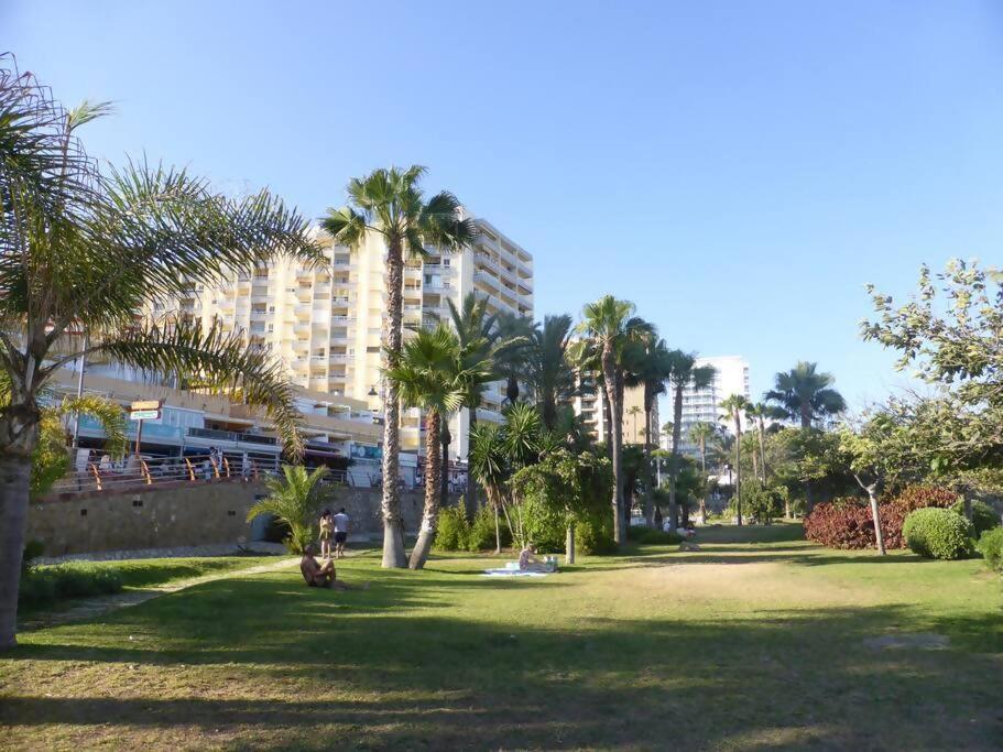 Estudio Miramarprimera Linea Playa Amazing Views Benalmádena Kültér fotó
