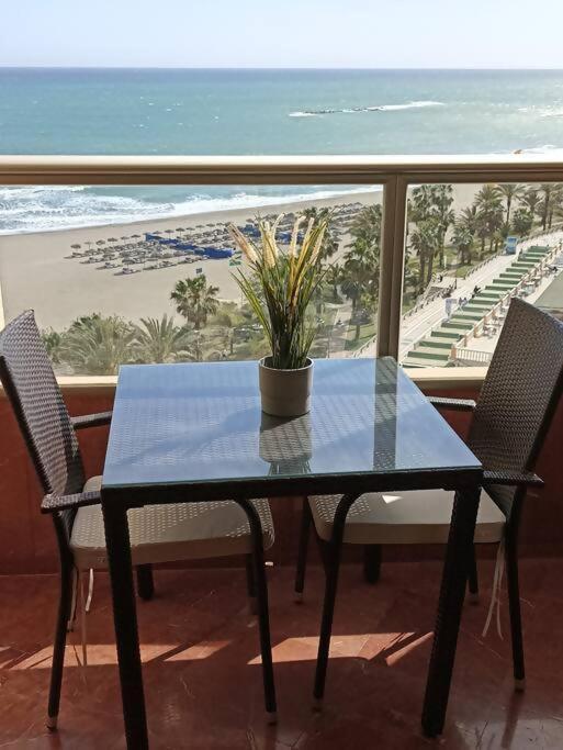Estudio Miramarprimera Linea Playa Amazing Views Benalmádena Kültér fotó